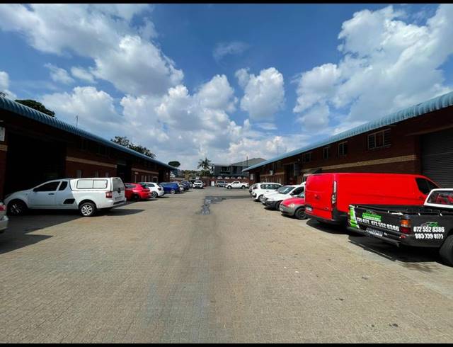 INDUSTRIAL PROPERTY TO RENT IN HENNOPSPARK